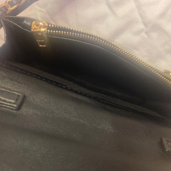 Bebe SOPHIA black Quilted Crossbody Bag with 2 removable Straps - Picture 6 of 8